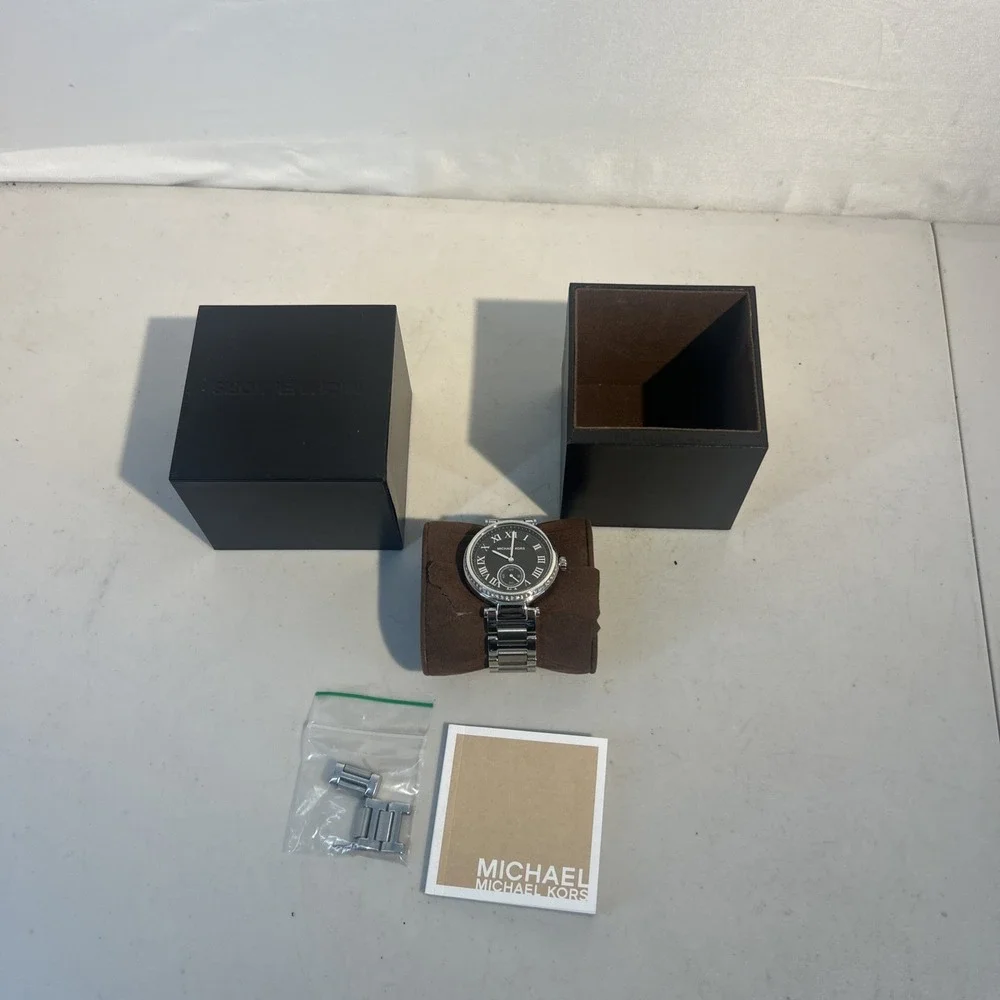 Michael Kors Skylar MK6053 Silver Stainless Watch Black Dial w/ Box Manual Links